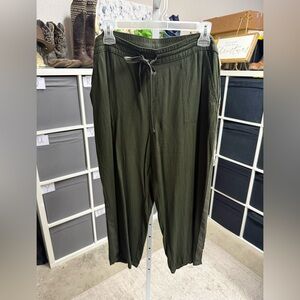 Caffé Marrakesh Drawstring Casual Cropped Palazzo Pants - Olive Green